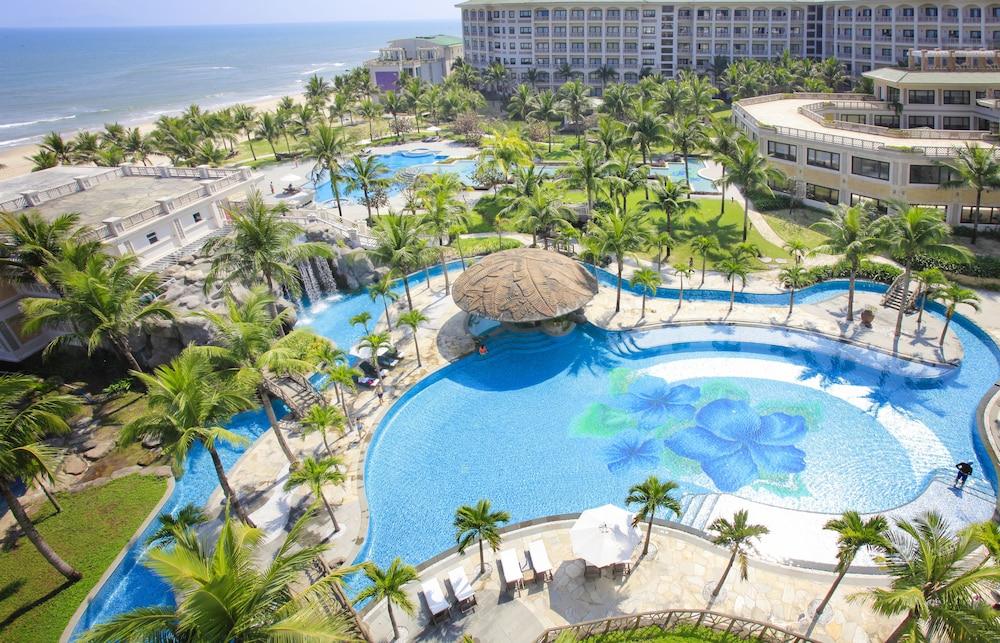 Olalani Resort and Condotel — 3