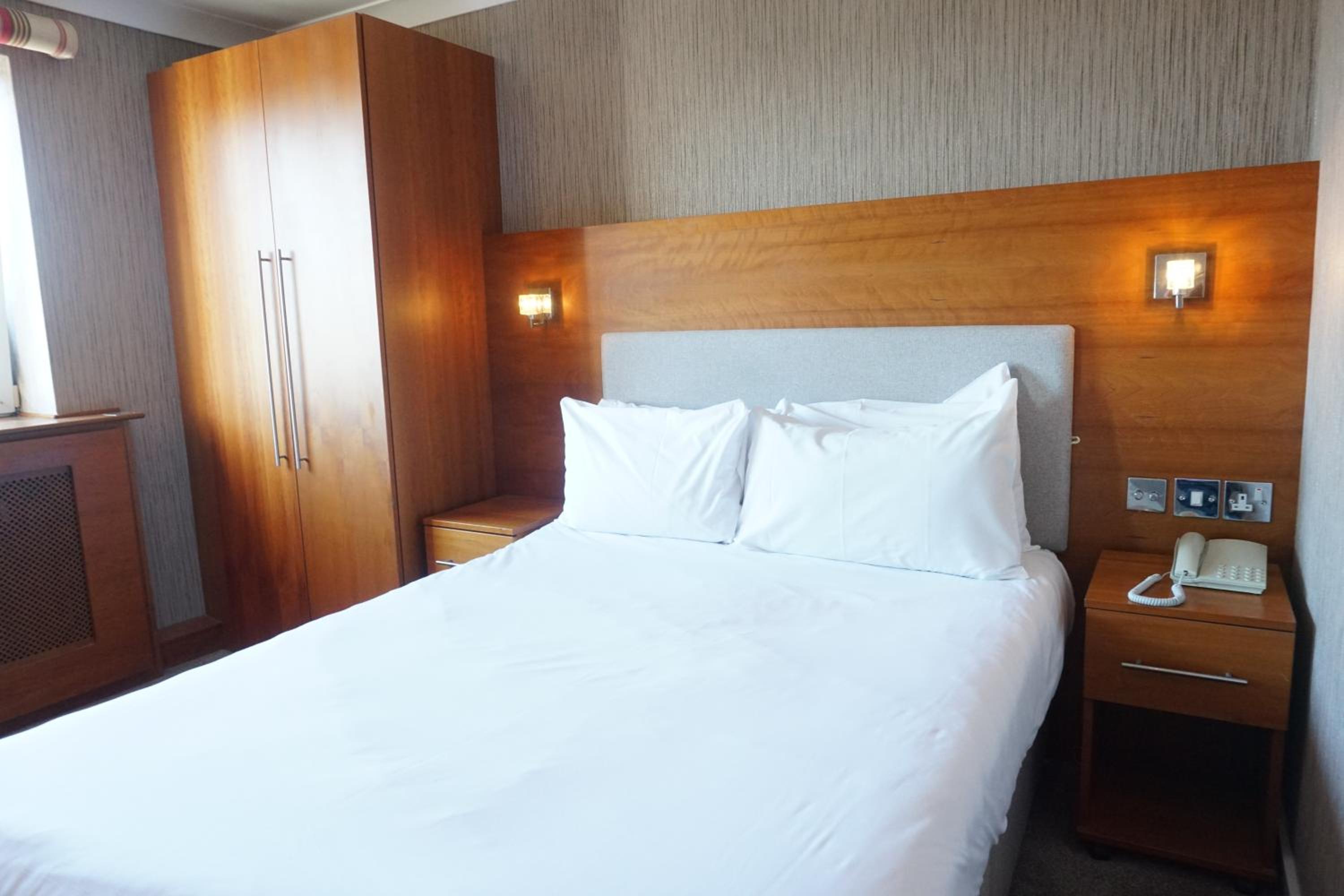 THE PARK HOTEL LIVERPOOL — 6