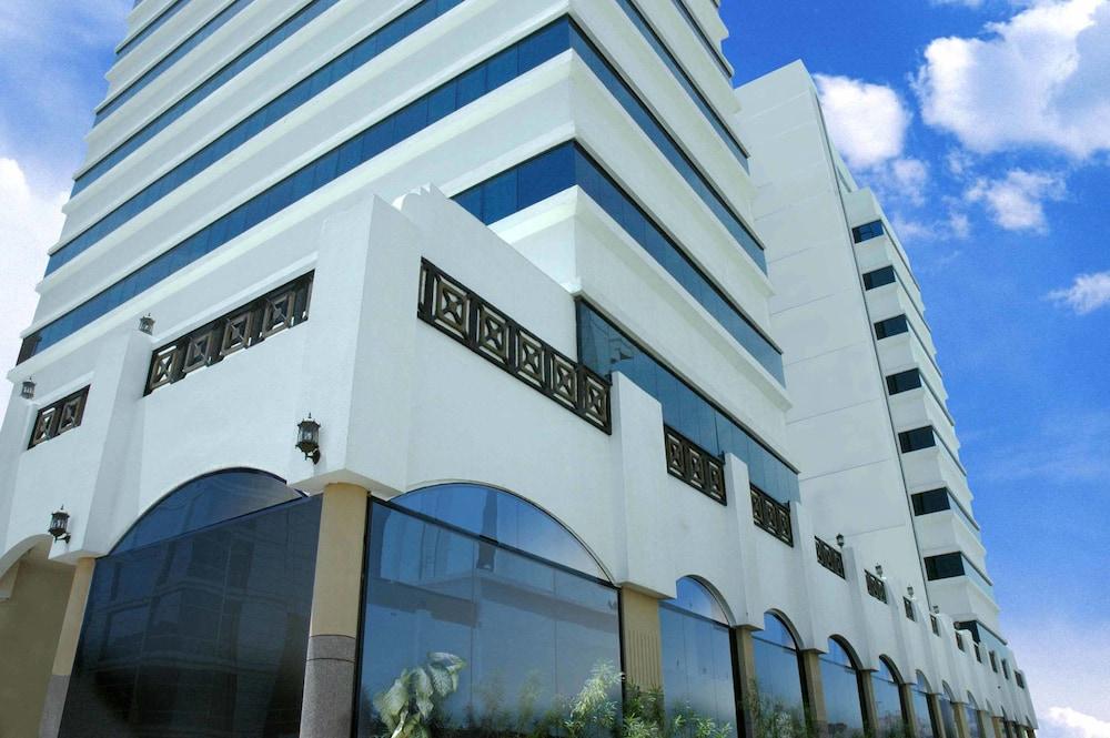 THE PARK HOTEL Formerly Al Jawhara Gardens Hotel — 6