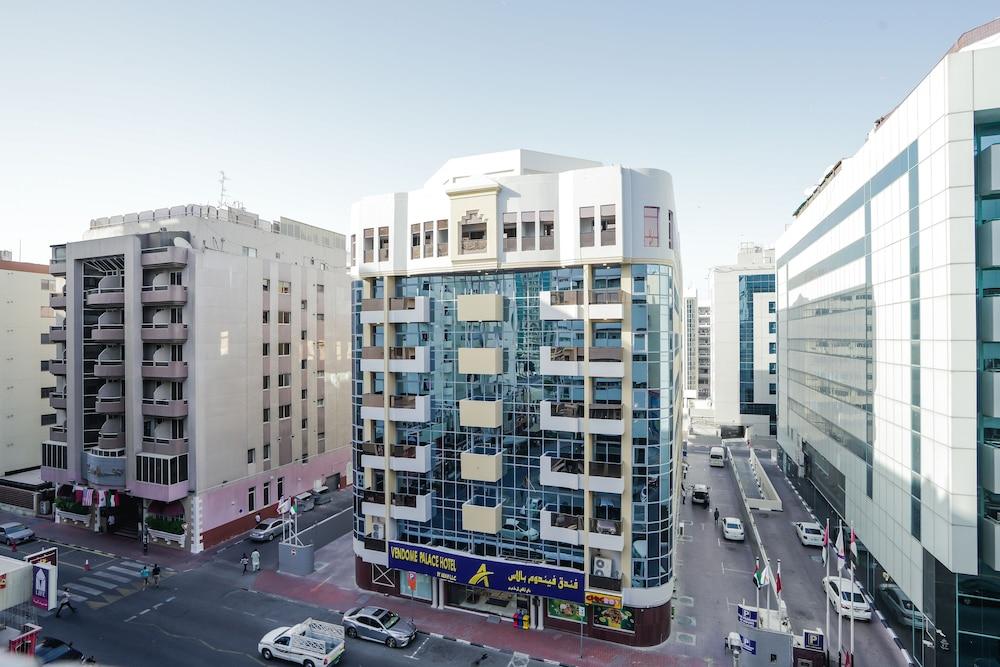 Best Western Premier M Four Hotel — 3
