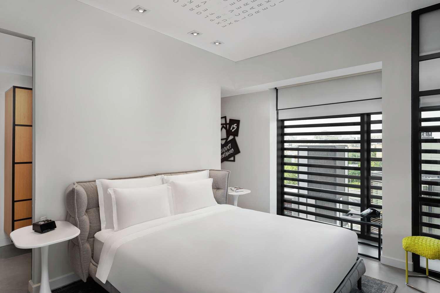 Canopy By Hilton Dubai Al Seef — 9