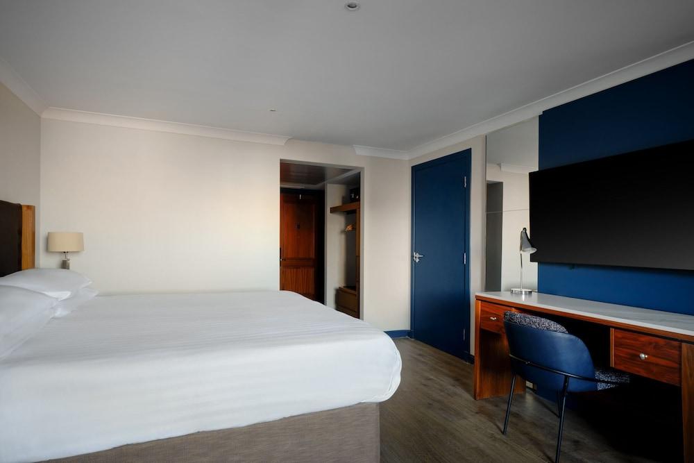 Edinburgh Marriott Hotel Holyrood — 7