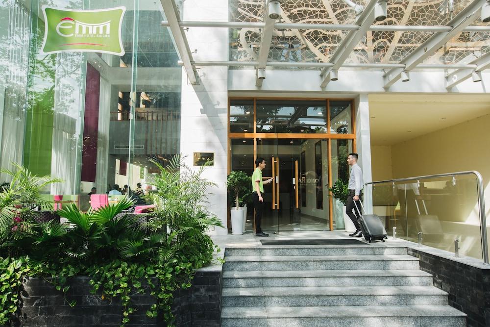 Emm Hotel Saigon — 9