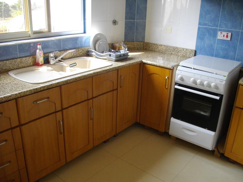 Calabash Green Executive Apartments 1138528 — 10