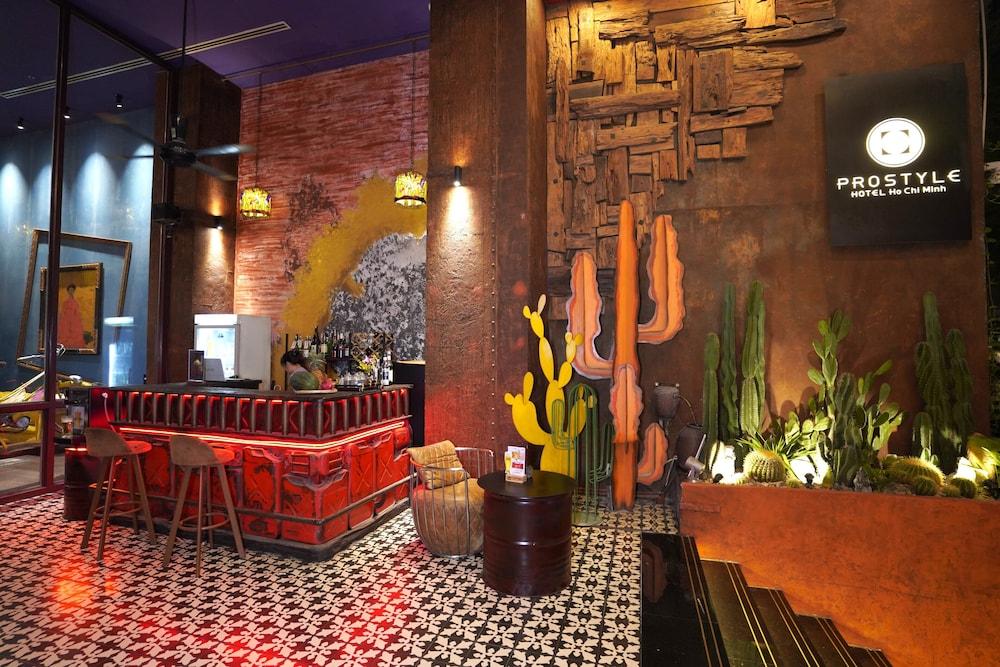 M Village Premier Hotel Thi Sach — 9