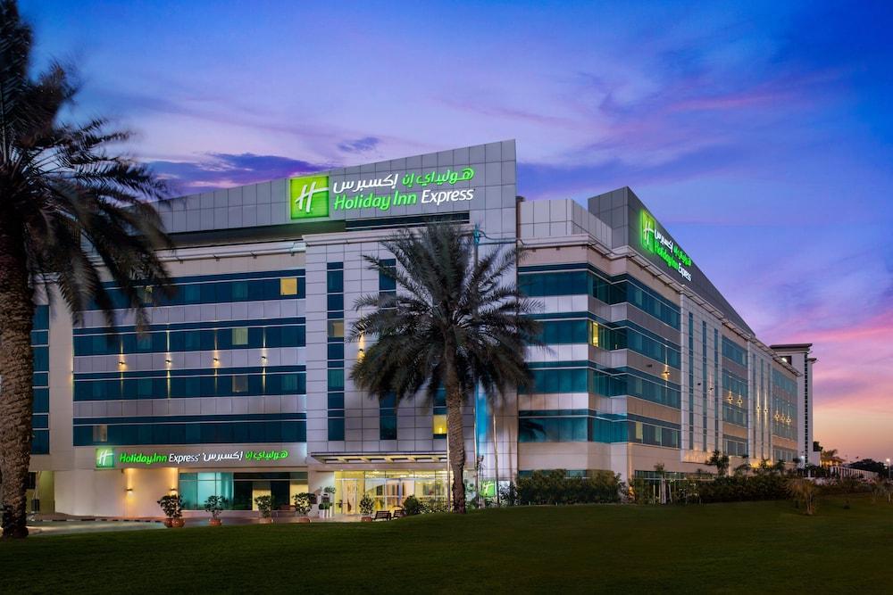 Holiday Inn Express Dubai Airport — 7