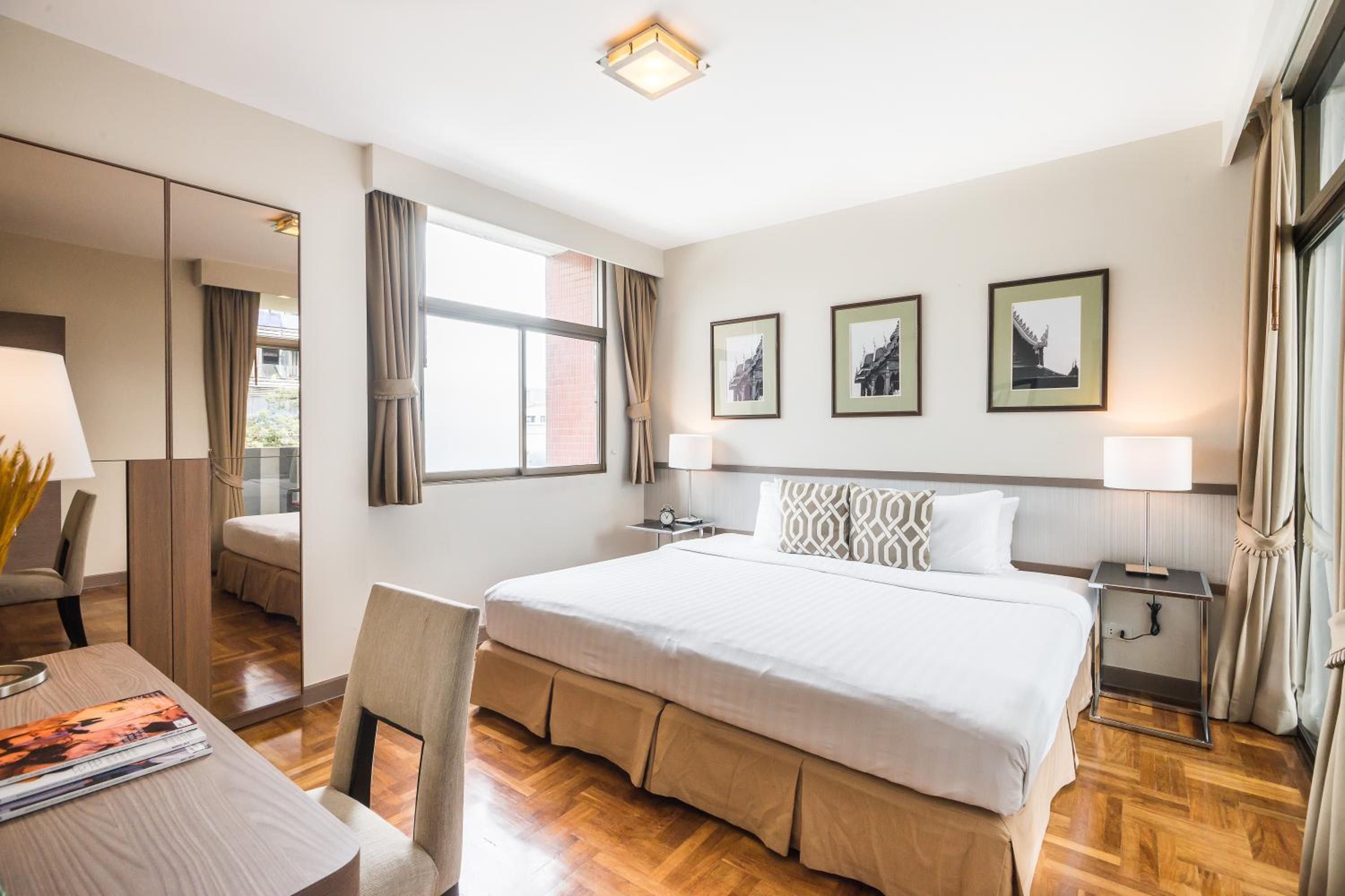 Moscow Hotel — 10