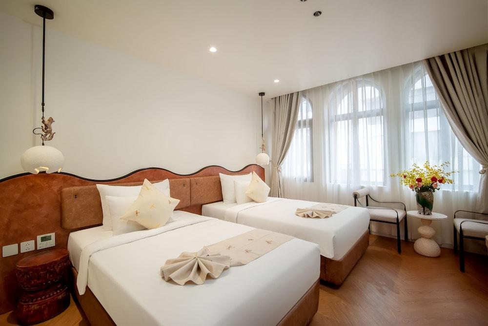 Me Saigon Boutique Hotel — 10