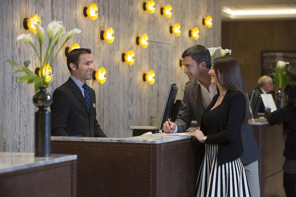 RADISSON BLU NICE 6864 — 8