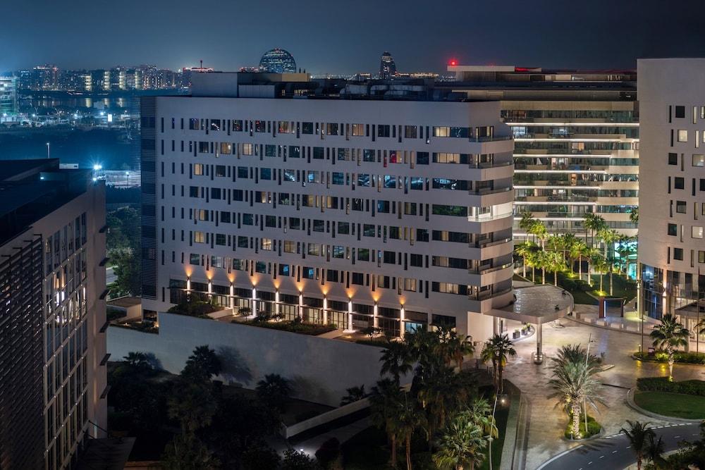 Staybridge Suites Abu Dhabi Yas Island — 4