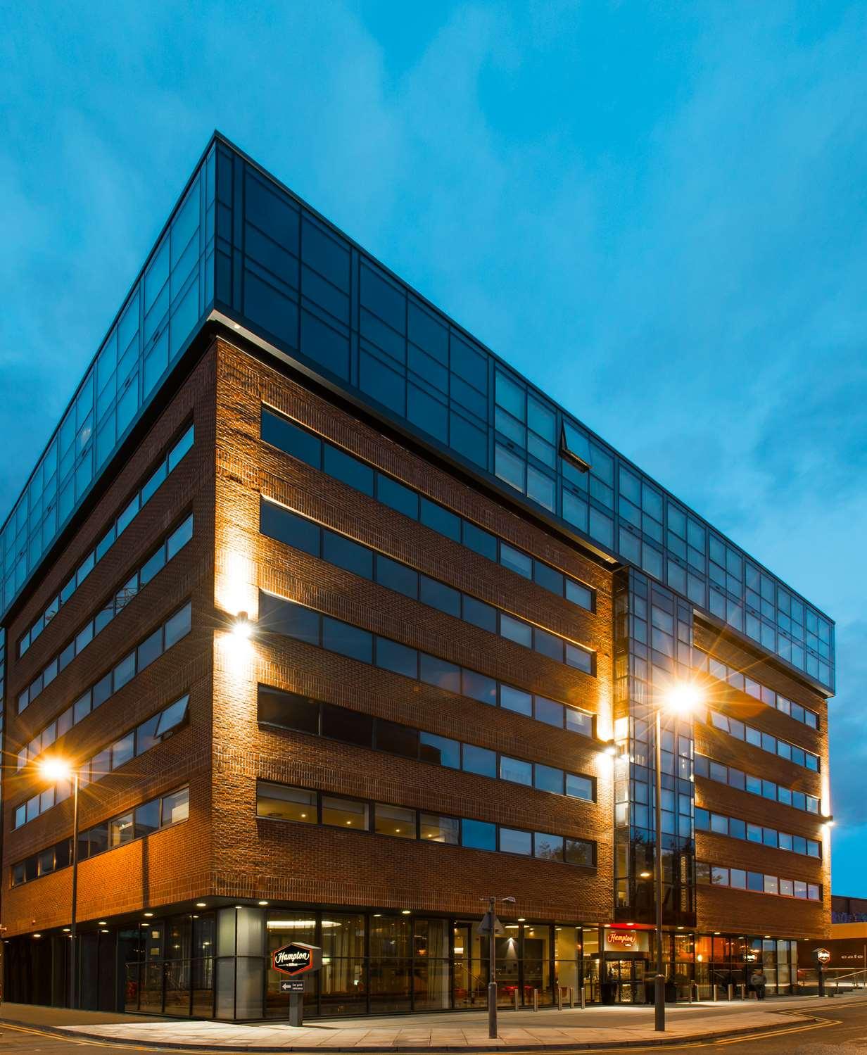 HAMPTON BY HILTON LIVERPOOL/CITY CENTRE — 4