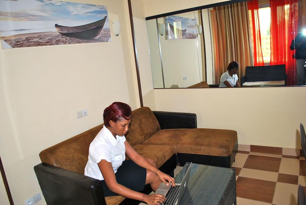 YaahoT Hotel — 3
