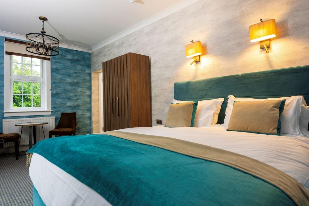 TORAVAIG HOUSE HOTEL — 6
