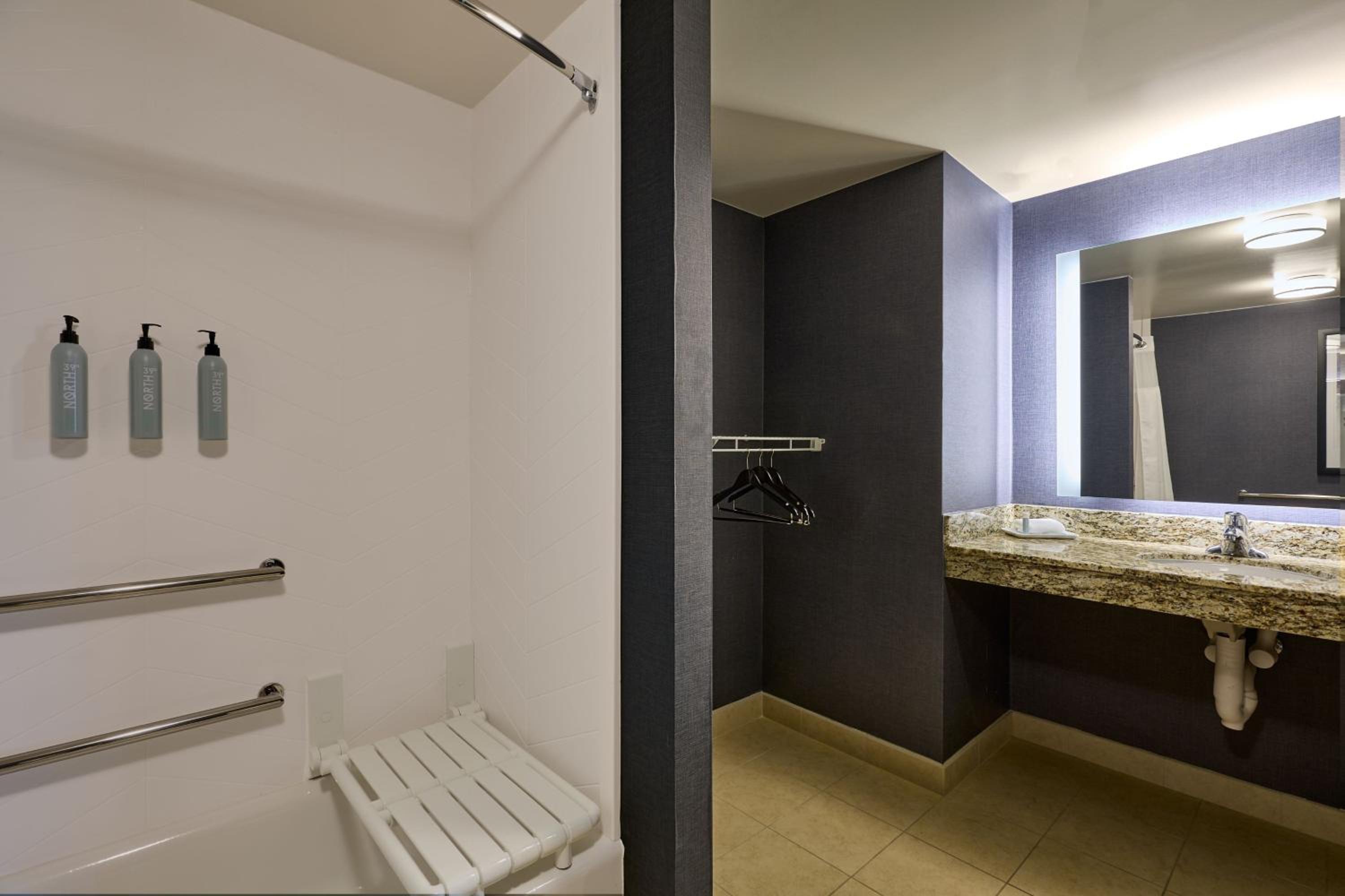Residence Inn Arlington Capital View — 7