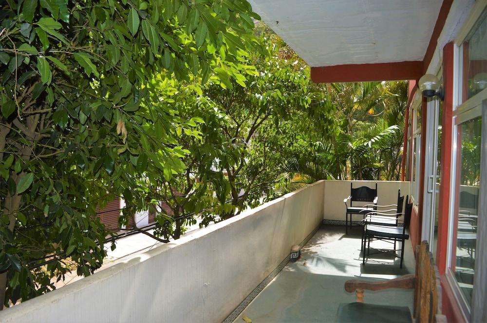 Eco Suites Uxlabil Guatemala City 1134698 — 3