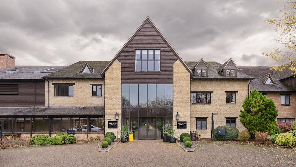 Voco Oxford Spires Hotel — 3