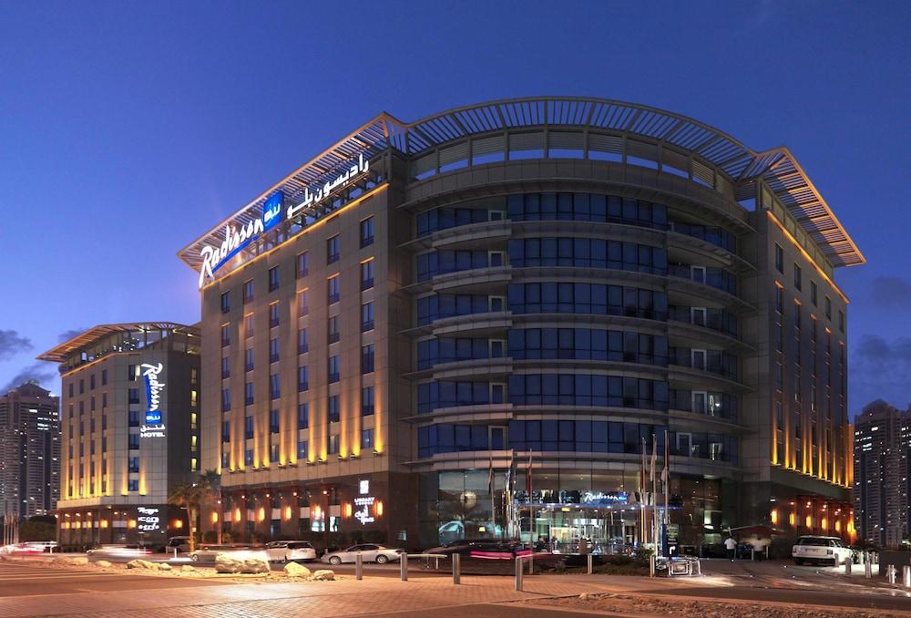 Radisson Blu Hotel Dubai Media City — 4