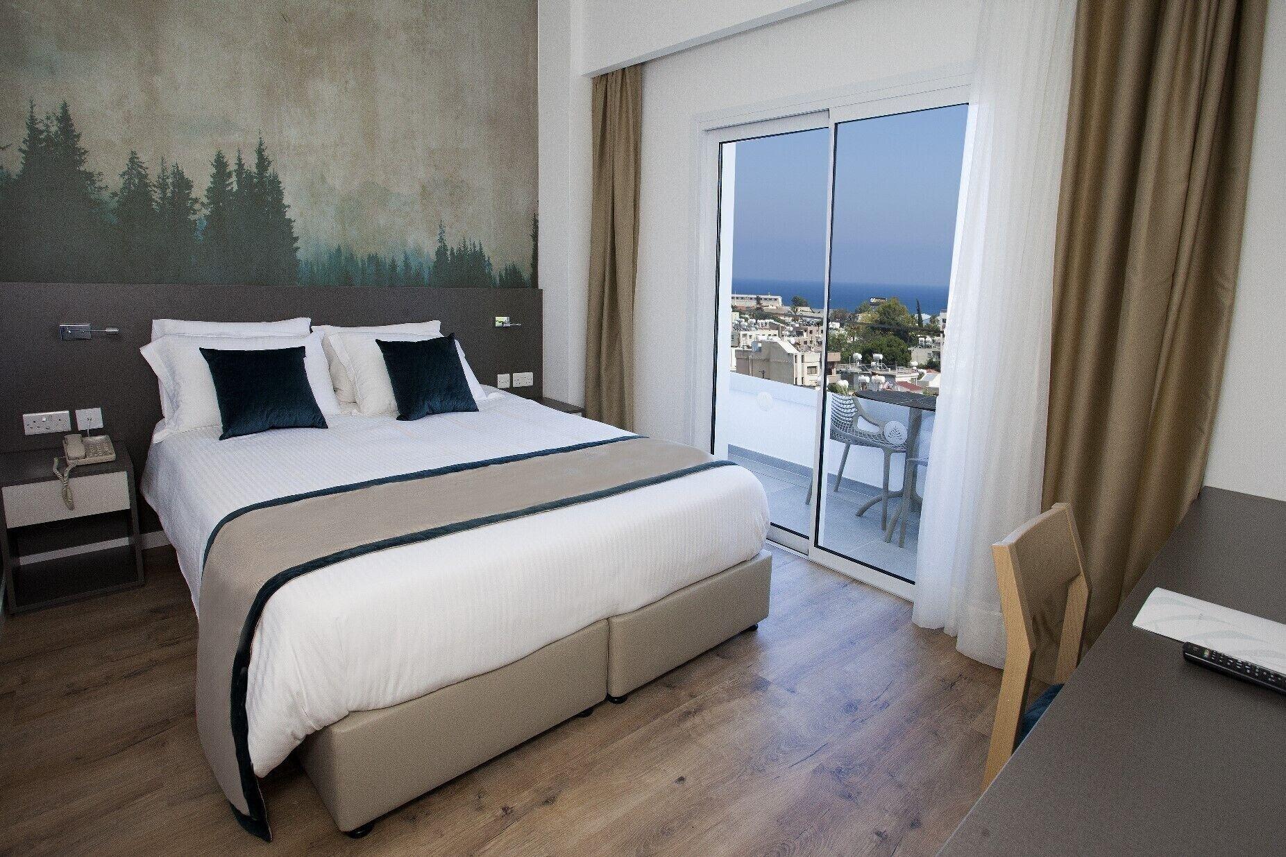 Pefkos City Hotel — 9