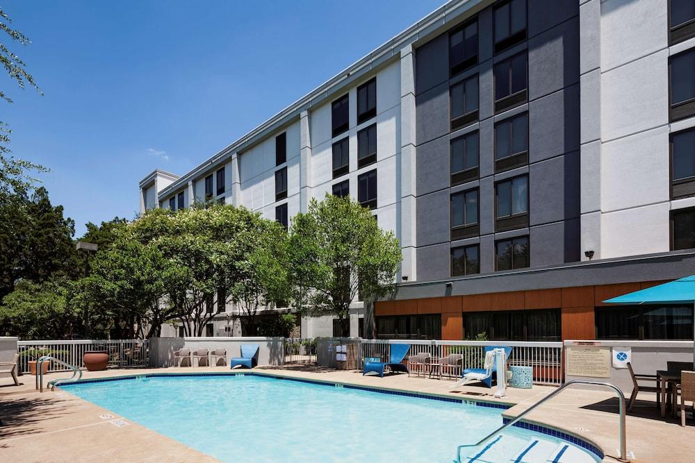 Hampton Inn Austin NW near The Domain (Ex Hampton Inn Austin Arboretum Northwest) — 10