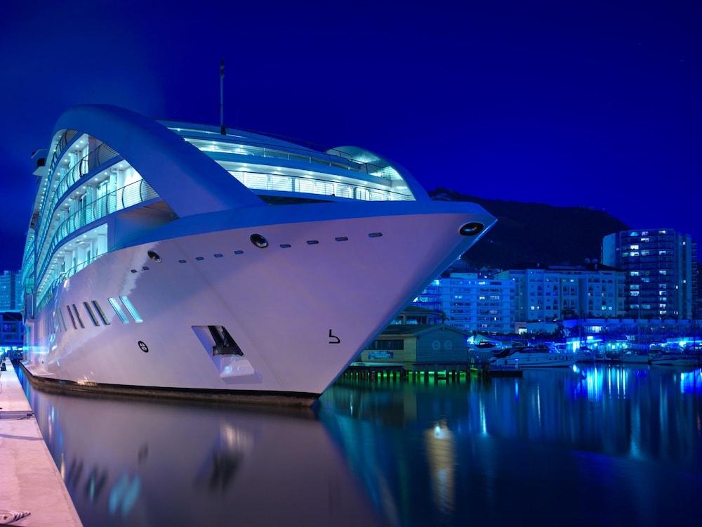 Sunborn Gibraltar — 1