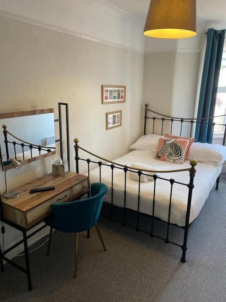 Grasmere Court Hotel - Guest house — 8