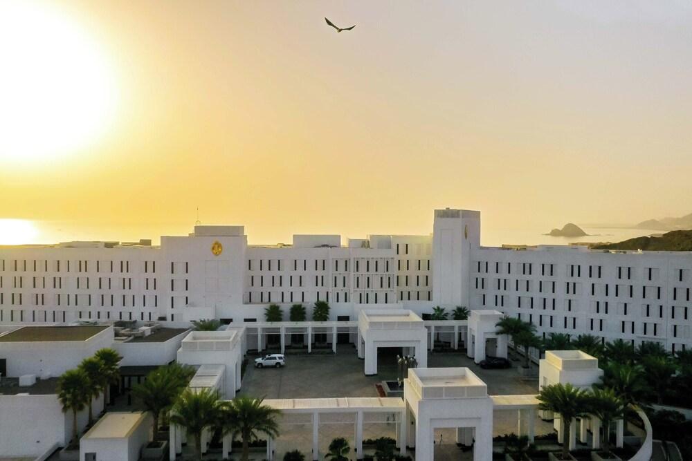InterContinental Fujairah Resort — 5
