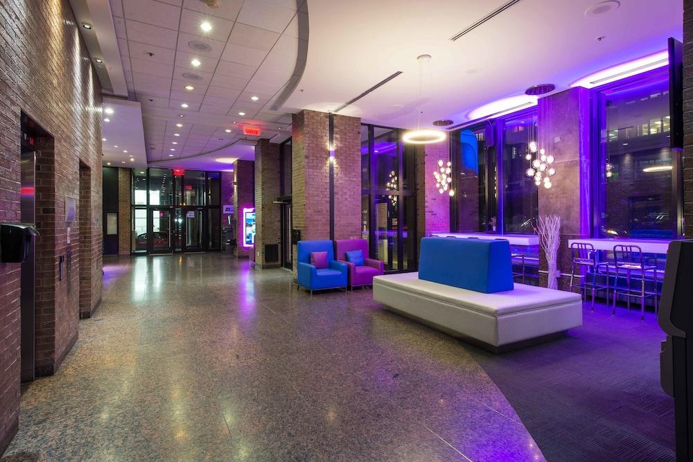 Travelodge Hotel By Wyndham Montreal Centre — 8