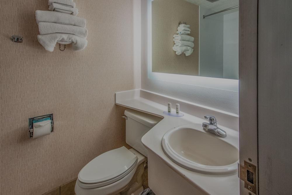 Hotel 505 — 9