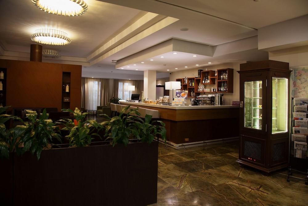 Comfort Hotel Astana — 9