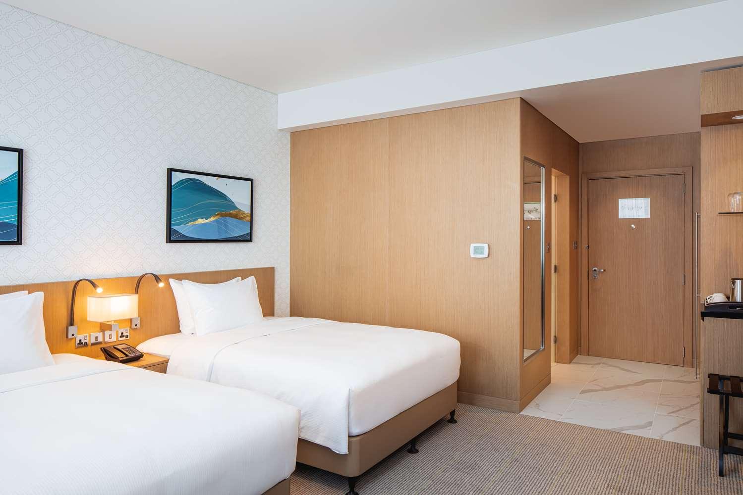 DoubleTree by Hilton Fujairah City — 3