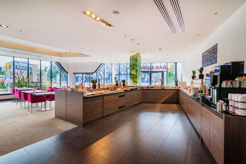 PARK INN BY RADISSON KRAKOW 132084 — 6