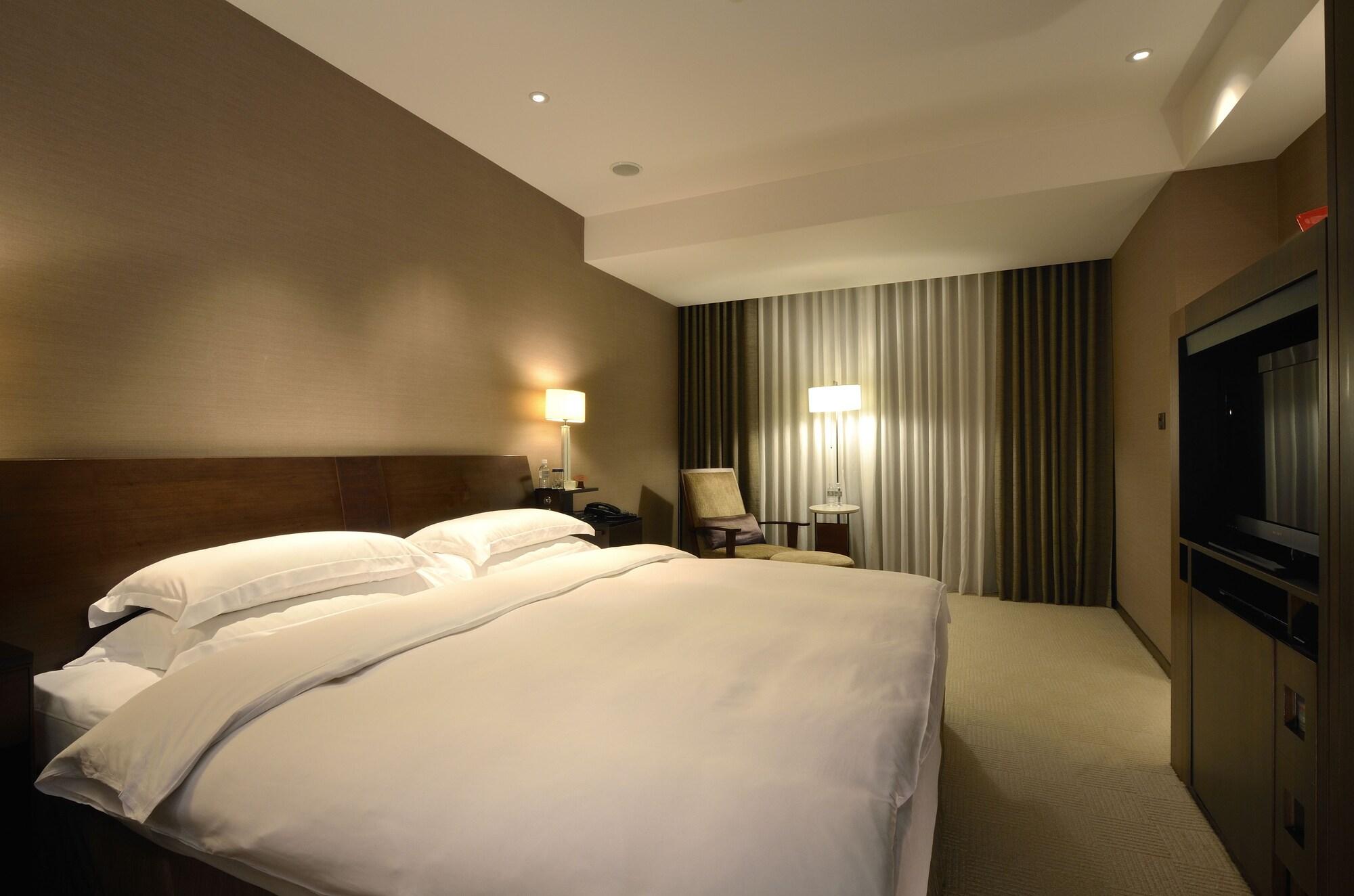 LES SUITES TAIPEI CHING CHENG — 6