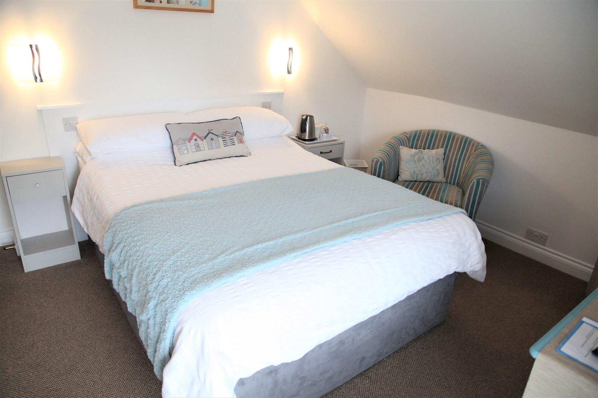 Summer Breeze Guest House - B&B — 8