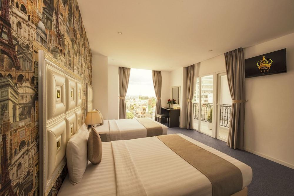 Golden Crown Hotel — 10
