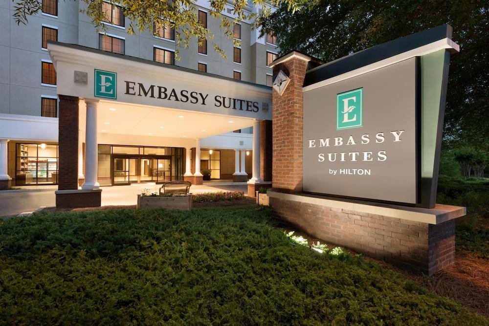 Embassy Suites By Hilton Atlanta Alpharetta — 1