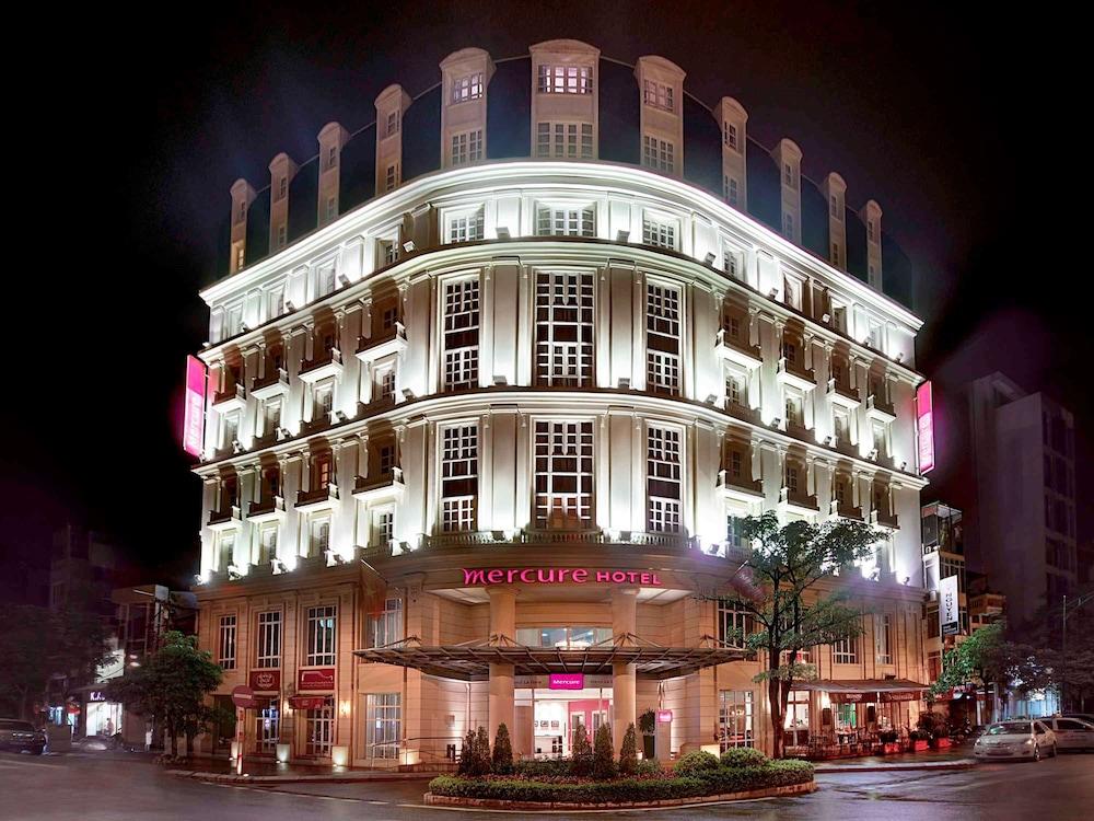 Mercure Hanoi La Gare Hotel — 1