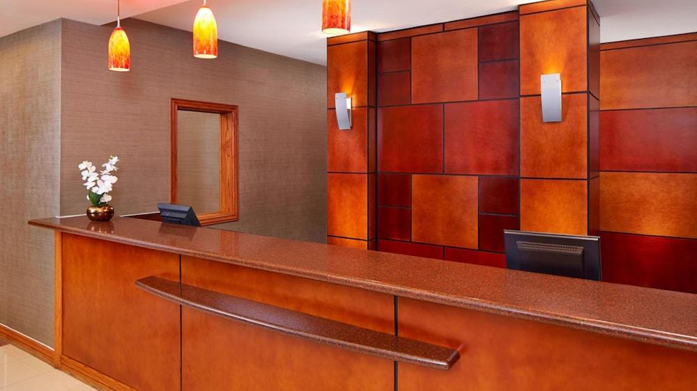 Best Western Hesperia Victorville Suites — 6