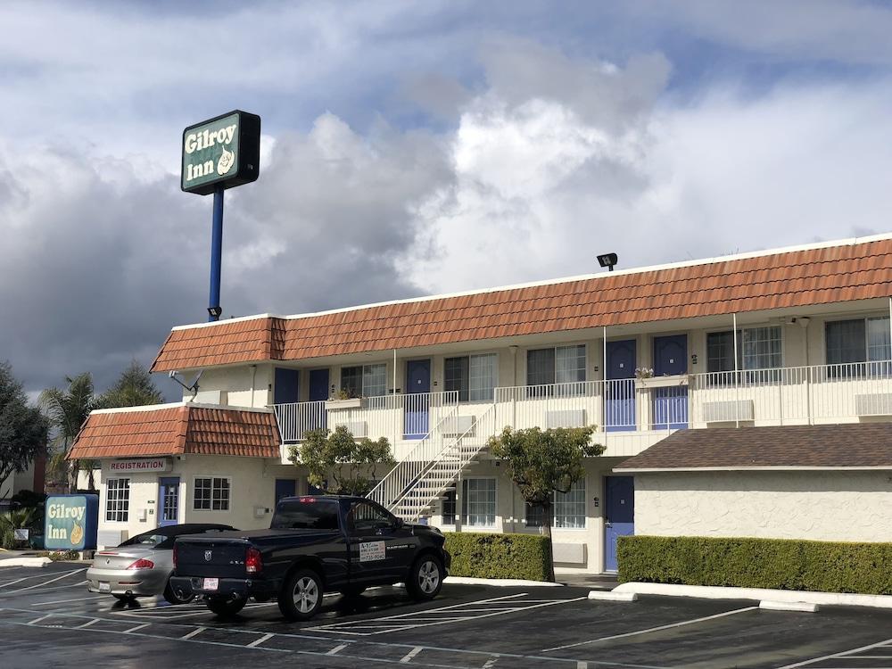 Gilroy Inn — 1
