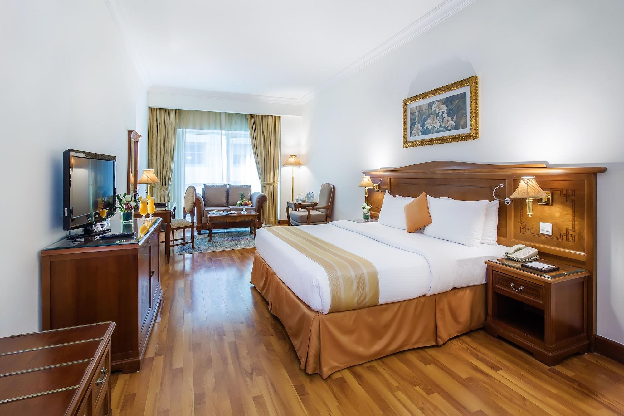 Grand Excelsior Hotel Bur Dubai — 6