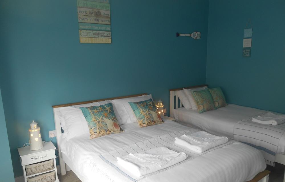 Glenroy Hotel — 7