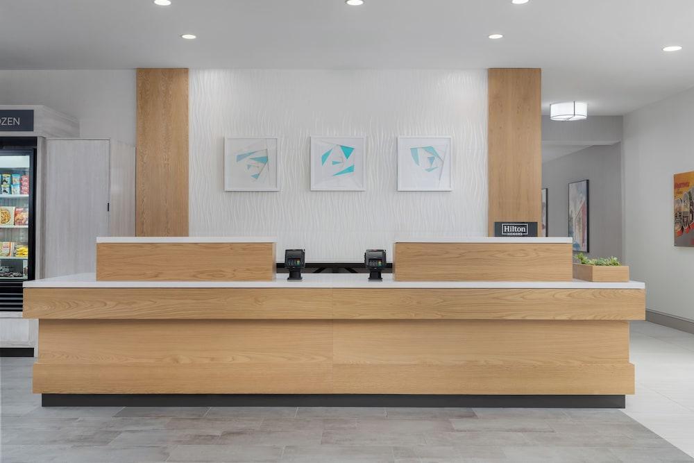 Hilton Garden Inn — 9