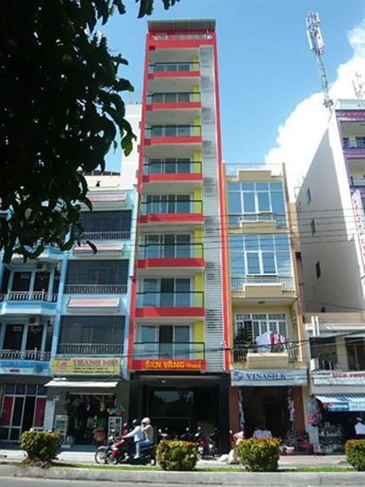 Golden Lotus Hotel