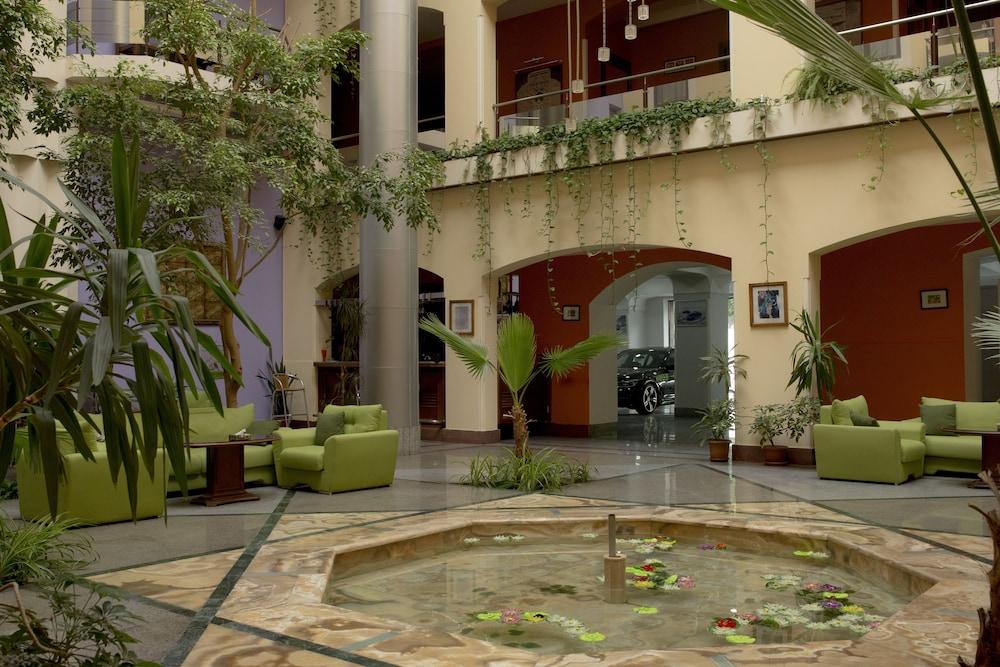 Ararat Hotel — 4