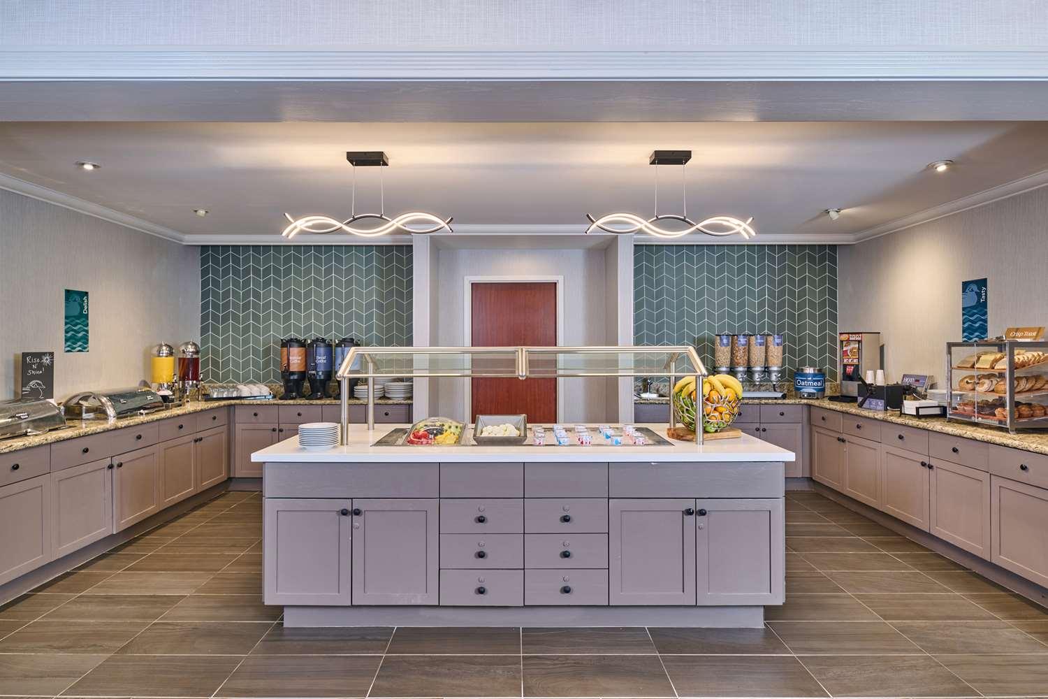 Homewood Suites By Hilton Anchorage — 6