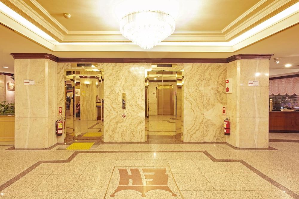 Emperor Hotel Taipei 885305 — 6