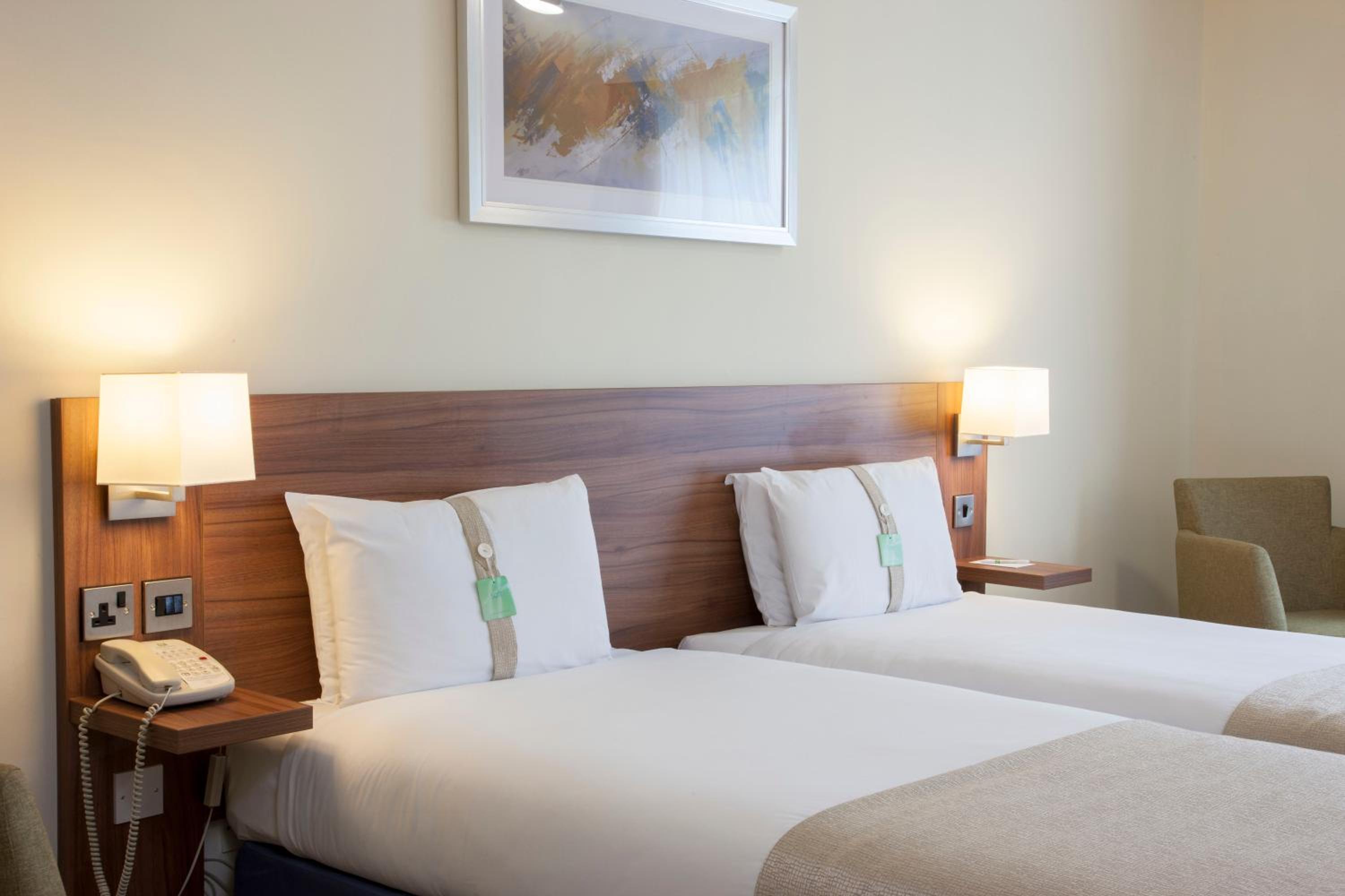 HOLIDAY INN WASHINGTON — 10