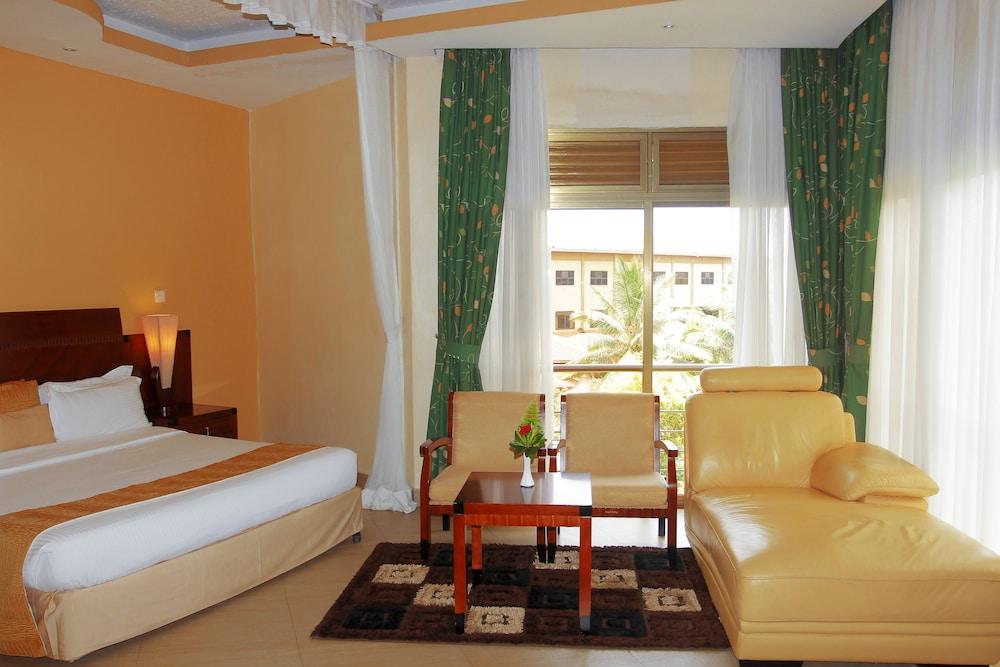 Royal Suites — 10