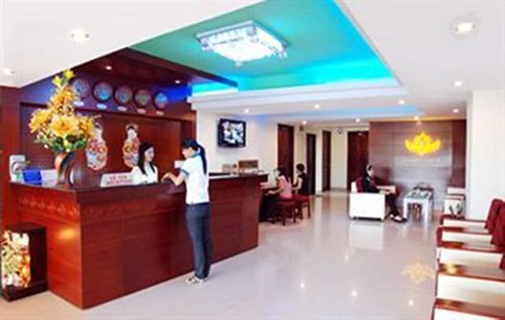 Golden Lotus Hotel — 6