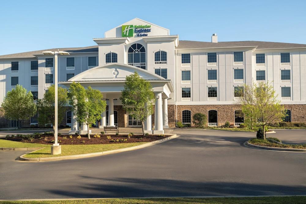 Holiday Inn Express and Suites Aiken — 2