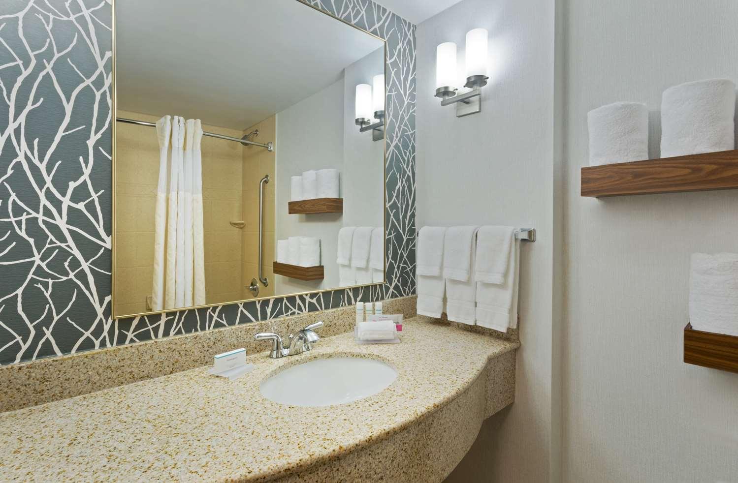Hilton Garden Inn Annapolis — 2